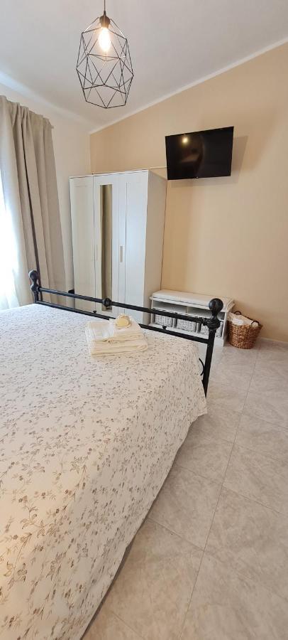 House Castiadas Tra Mare E Montagna Ngoại thất bức ảnh