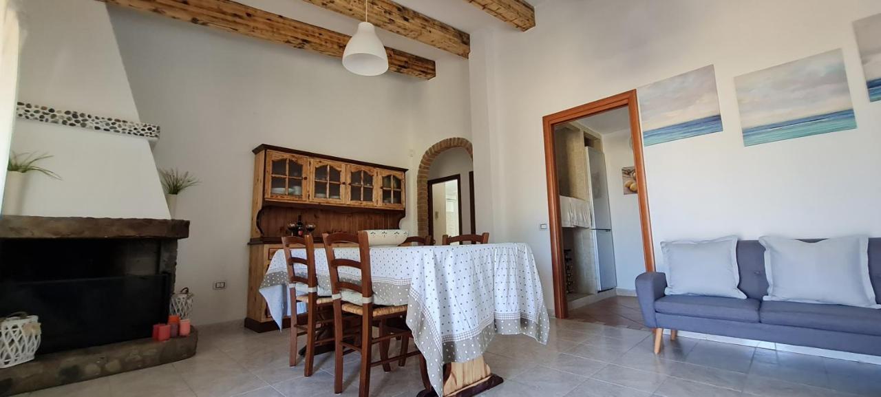 House Castiadas Tra Mare E Montagna Ngoại thất bức ảnh